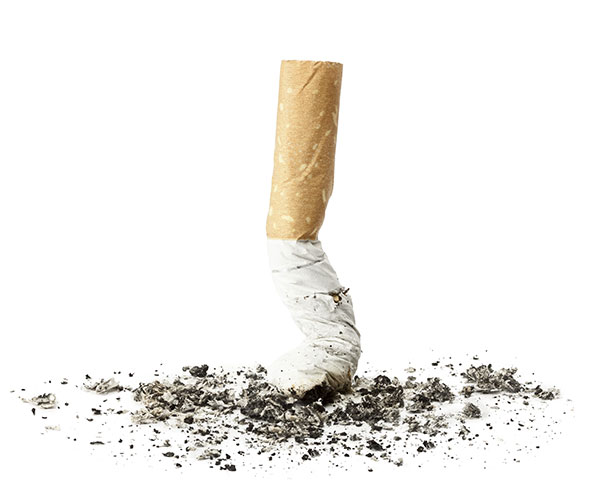 On écrase sa cigarette pendant le mois sans tabac