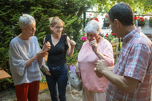 On se retrouve dans le jardin